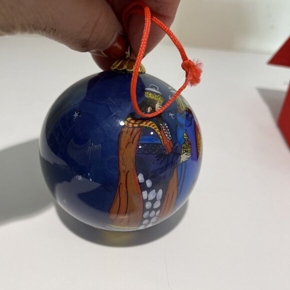 PIER ONE 1998 LI BIEN Reverse Hand Painted Christmas Ornament Three Wise Men Box - Picture 6 of 11